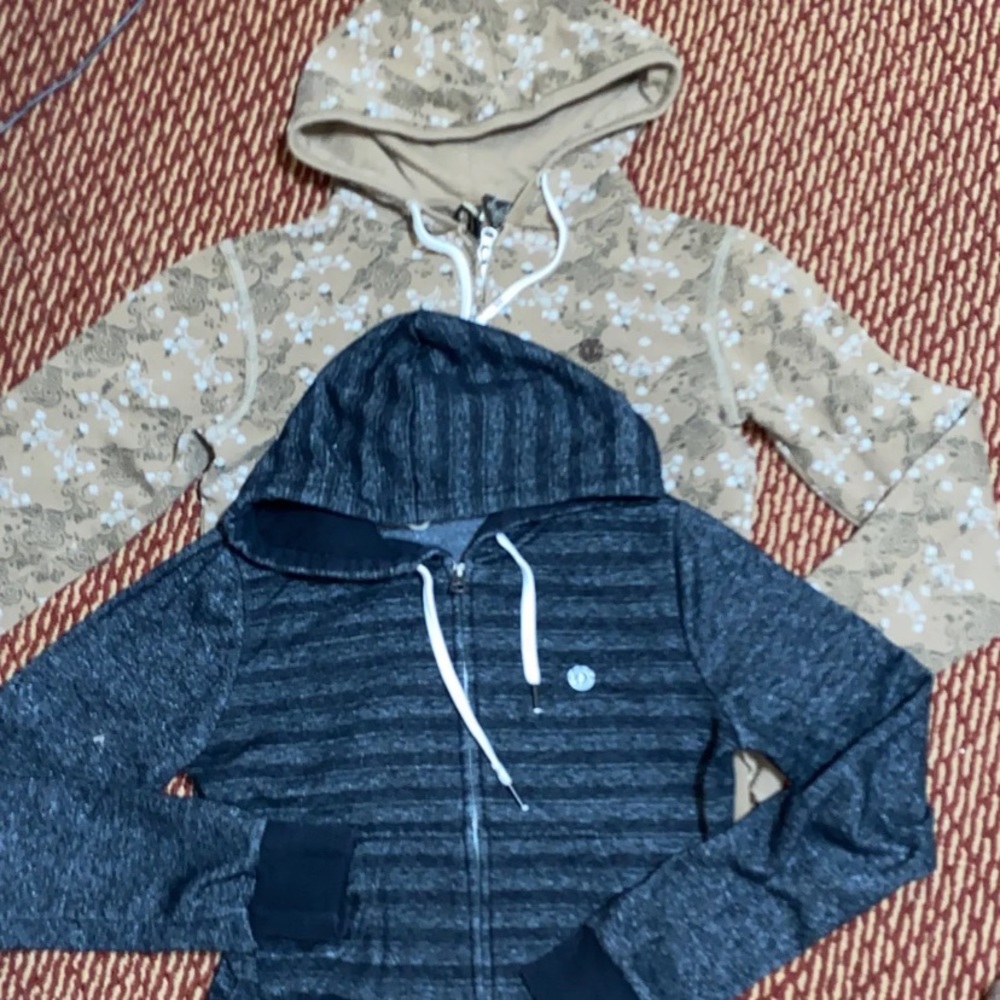 2 Element Cropped Zip-up Hoodies